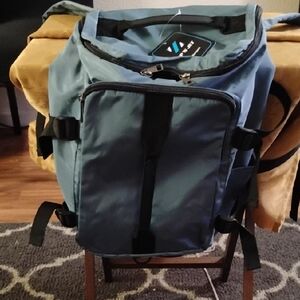 Zip In Jet Duffle Back Pack With 5 Compartments